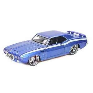  1969 Pontiac Firebird 1/24 Metallic Blue Toys & Games