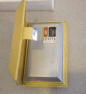 ZENITH ROYAL 16 BILLFOLD STYLE Vintage Transistor Radio   TAN CASE 