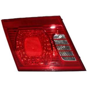  Kia 92410 3C100 Driver Side Replacement Mount Tail Light 