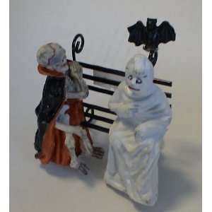  Halloween Resin Skeleton & Ghost on Bench Decoration 