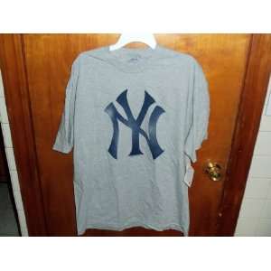  New York Yankees T shirt Mens Xl 