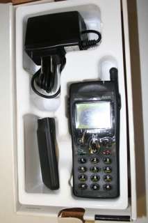   CELL PHONE FOR COLLECTORS YEAR 1998 CELL PHONE NEW  