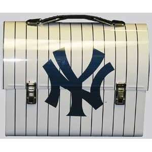   Yankees Domed Metal Lunch Box *SALE*:  Sports & Outdoors