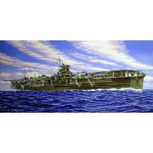   Navy WWII Aircraft Carrier Unryu Class Amagi Kit Toys & Games