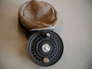 ORVIS CFO IV FLY REEL w/ SUEDE ORVIS BAG ~ MADE IN ENGLAND ~ NICE 