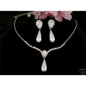   Necklace Earring Jewelry Set White Pearl Drop Crystal silvertone luxe