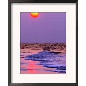  Sunrise on Atlantic Ocean Beach, Hilton Head Island, South 