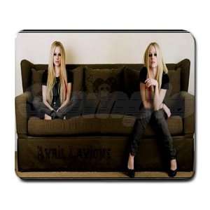Avril Lavigne Rectangular Mouse Pad   9.25 x 7.75 Mouse Mat   Deluxe 