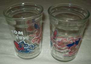 WELCHS TOM&JERRY 1991 PLAYING FOOTBALL JELLY GLASSES  