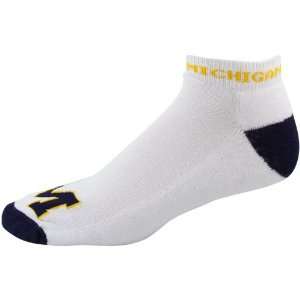   Wolverines White Navy Blue Big Logo Ankle Socks: Sports & Outdoors