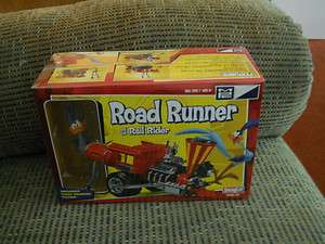 Road Runner & the Rail Rider snap model Kit MPC720 8 5838801061 2 