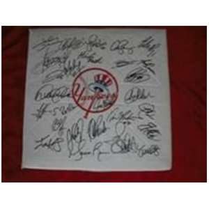  2009 New York Yankees Team Signed Base   WS Champs: Sports 