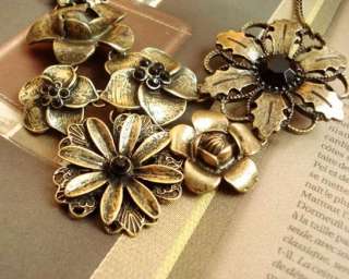 Fashion Pendent Necklace Big Bronzed Flowers  