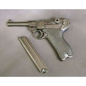  German WWII P08 Luger New Made Display Non Firing Pistol 
