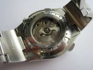 Seiko 9T82 Sportura Kinetic gents watch *runs & keeps time  
