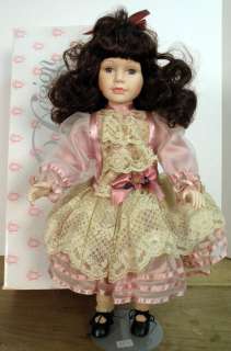 DESIGN DEBUT PORCELAIN 17 DOLL LIMITED ED MIB Antique Style Victorian 