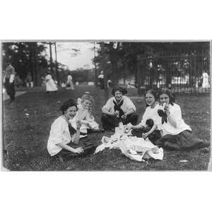  Park,Bronx,New York,N.Y.,March 1919,5 girls seated on lawn eating 