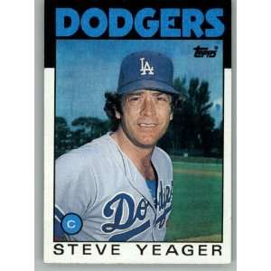  1986 Topps #32 Steve Yeager   Los Angeles Dodgers 