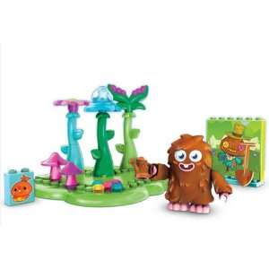   : Moshi Monsters Mega Bloks Set #80617 Moshling Garden: Toys & Games
