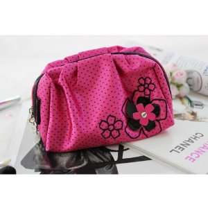  New! Adorable Daisy Love Hot Pink Cosmetic Pouch: Beauty