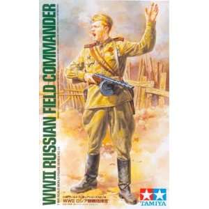   16 WWII Russian Field Commander (Plastic Figure Model) Toys & Games
