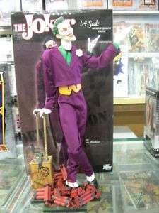 THE JOKER 1/4 SCALE MUSEUM QUALITY STATUE  