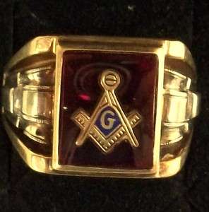Vintage 10K Gold Masons Ring Red Stone 10G 10 Grams Size 9  