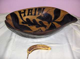 Vintage Large Hand Carved Wooden Salad Fruit Bowl Decor Haiti NICE 