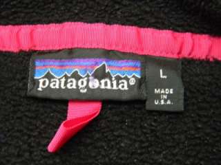 This auction is for a Patagonia pull over fleece shirt sweater. It is 