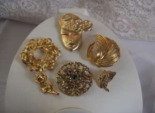   Jewelry Brooches Pins Lisner Mardi Gras Butterfly Rose Wreath  