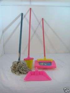 Susy Goose Sweeper Dust Pan Broom Map Play Set Made USA  