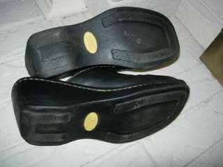 BORN Ladies Black Leather Mules SZ 7M Shoes Slides  
