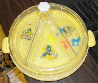   NURSERY RHYME DIVIDED PLASTIC FOOD PLATE WITH WATER WARMER TOYS  