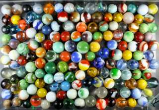 LOT R VINTAGE ESTATE MARBLES most agates   all photographed   FREE 