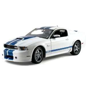   Collectibles   Scale 1:18 2011 Shelby Mustang GT350: Toys & Games