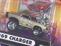 Muscle Machines Cartoons 164 Gold 69 Dodge Charger  