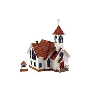  HO B/U Community Church: Toys & Games