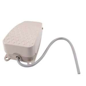   10A NC NO 3 Wires Single Action Momentary Foot Control Pedal Switch