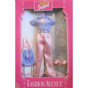   TEEN SKIPPER Fashion Avenue Trendy Fun Clothes (1997) Toys & Games