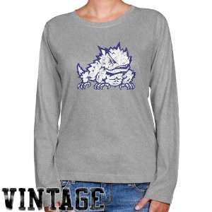   Distressed Logo Vintage Long Sleeve Classic Fit Tee: Sports & Outdoors