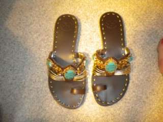 New BCBG jeweled turquoise & gold brown leather resort flips shoes 6.5 