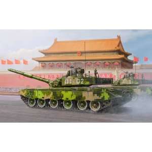  82440 1/35 ZTZ 99B MBT Tank Toys & Games