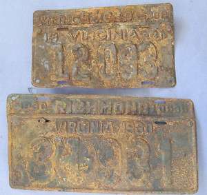 1931 and 1941 Virginia license plates with Richmond toppers  