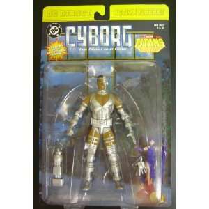  DC DIRECT CYBORG ACTION FIGURE: Toys & Games