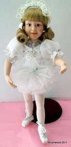 NWT  LENOX COLLECTIONS LITTLE SNOWFLAKE BALLERINA PORCELAIN DOLL 