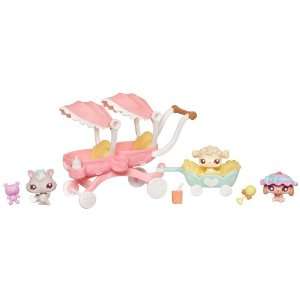 Littlest Pet Shop Babies Themed Pack   Sunny Stroll With Babies  Toys 