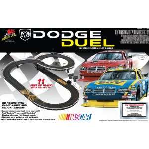   Life Like NASCAR Dodge Duel Electric Slot Car Race Set Toys & Games