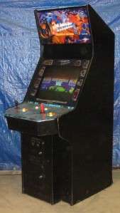 SKINS GAME by MIDWAY. GOLF COIN OPERATED UPRIGHT ARCADE VIDEO GAME 