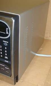 Sharp R 305KS 1100 Watt Microwave Oven Light Use  