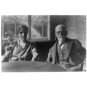  Sigmund Freud,1856 1939,his daughter Anna Freud,1895 1982 